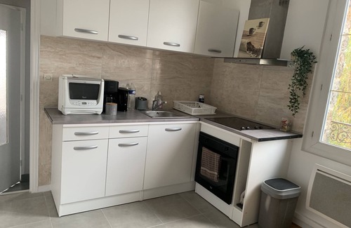 Clamart Apartment | Appartement Avec Entrée Indépendante Dans Maison a Louer au Petit Clamart