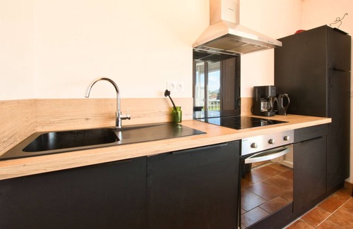Lourdes Apartment | Appartement Avec vue sur la Montagne, Proche de la Gare