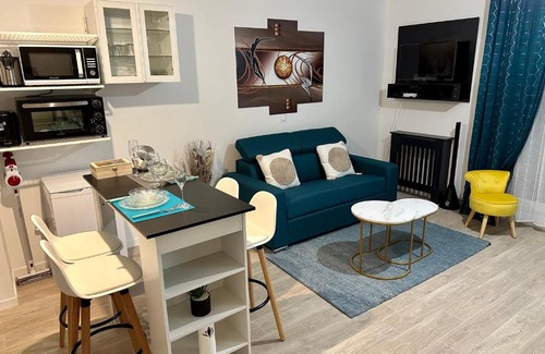 Meaux Apartment | Appartement avec vue sur jardin Paris-Disney-Parking privé 'PKN MEAUX'