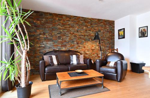 Kientzheim Apartment | Appartement Côté Vignes avec Terrasse et Parking