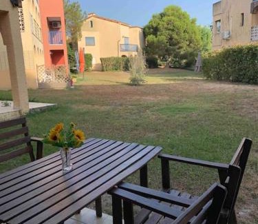 Les Hauts de Canet Apartment | Appartement Cosy Confort PARKING CLIM WIFI LINGE accès piscine non inclus