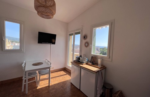 Cavaliere Apartment | Appartement Calme et Lumineux - Plages, Port et Commerces à Pied
