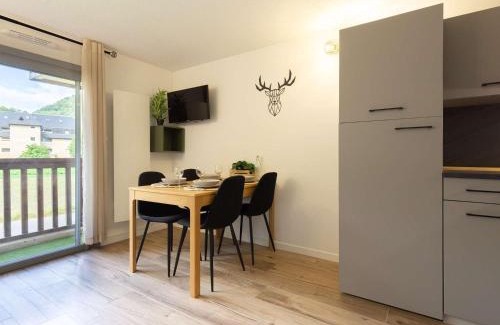 Saint-Lary-Soulan Apartment | Appartement calme Saint Lary 4 personnes, proche centre, wifi inclus - FR-1-296-284
