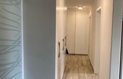 Saint-Josse-ten-Noode Apartment | Appartement calme