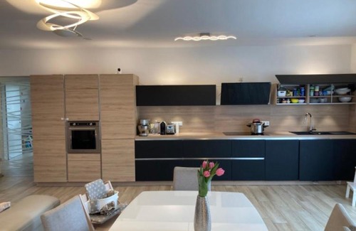 Saint-Josse-ten-Noode Apartment | Appartement calme