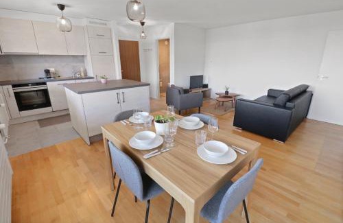 Noes Apartment | Appartement central et confortable
