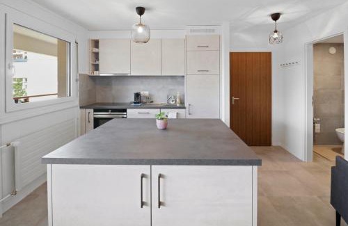 Noes Apartment | Appartement central et confortable