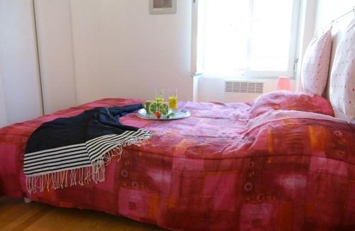 Bagneres-de-Luchon Apartment | Appartement Centre Luchon, 6 pers, Proche Thermes, Balcon, Parking - FR-1-313-150