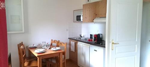 Lugrin Apartment | Appartement-Chalet avec Terrasse - Vue Lac