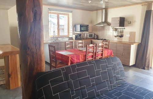 Lanslevillard Apartment | Appartement Chaleureux à Valcenis Lanslevillard à Proximité de Tous Commerces