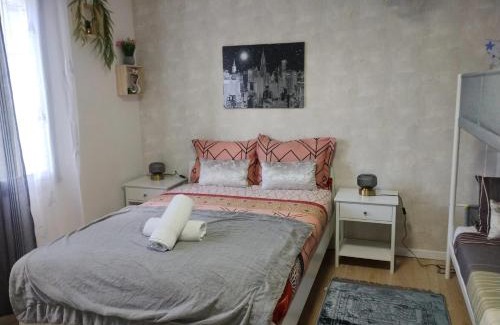 Noyers-sur-Cher Apartment | Appartement charmant à Noyers-sur-Cher - 45 m² - Parking