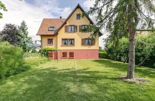Epfig Apartment | Appartement charmant à Epfig avec vue sur jardin