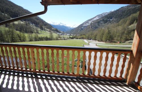 Arvieux Apartment | Appartement charmant au coeur de Le Coin vue montagne 64 m²