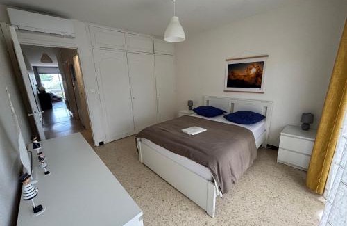 Balaruc-les-Bains Apartment | Appartement climatisé avec jardin privé, proche des Thermes et de l'étang de Thau - FR-1-503-116