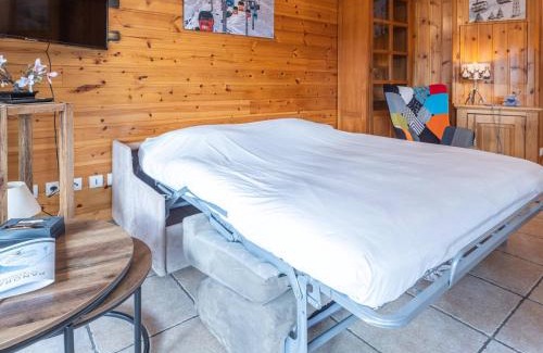 Jeux Apartment | Appartement Confortable avec Terrasse pour Famille à Huez - FR-1-645-17