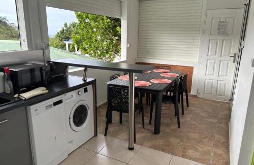 Le Gosier Apartment | Appartement confortable à Le Gosier avec piscine