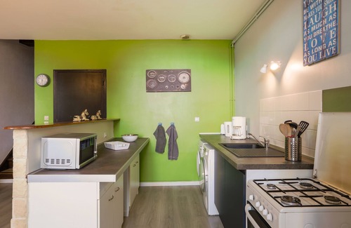 Bons-Tassily Apartment | Appartement Contemporain dans un château