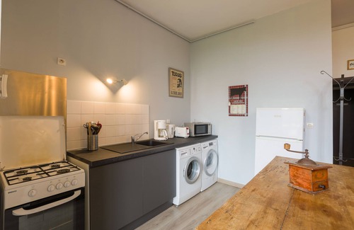 Bons-Tassily Apartment | Appartement Contemporain dans un château