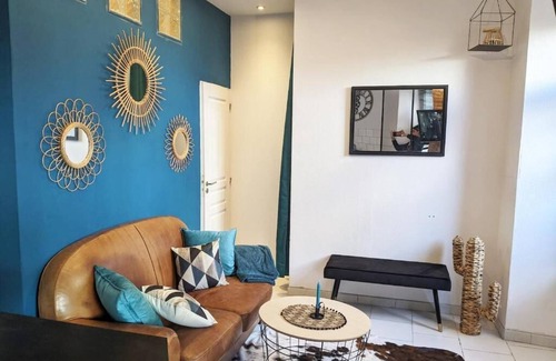 Bellamy-Barbin Apartment | Appartement Cosy à Nantes Avec Jacuzzi et Terrasse Privative
