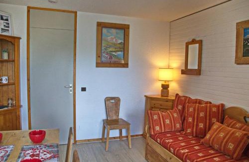 Bellentre Apartment | Appartement cosy 4 pers, proche pistes, balcon, parking - FR-1-353-61