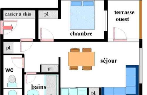 Lanslevillard Apartment | Appartement cosy 5 pers. à Val Cenis Lanslevillard, proche télécabine et ESF, terrasse, wifi inclus - FR-1-508-131