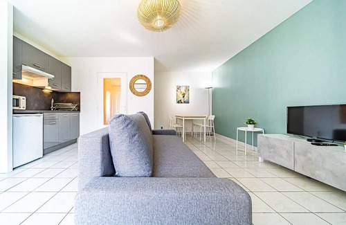 Tonkin Sud Apartment | Appartement cosy avec balcony and garage-Charpennes
