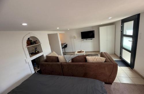 Folschviller Apartment | Appartement cosy avec terrasse jardin