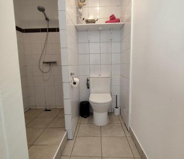 Mons-en-Baroeul Apartment | appartement cosy entier et parking privé sur place a 5min de lille
