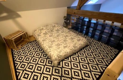Lezinnes Apartment | Appartement cosy