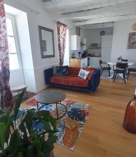 La Plaine-sur-Mer Apartment | Appartement cosy en cœur de bourg