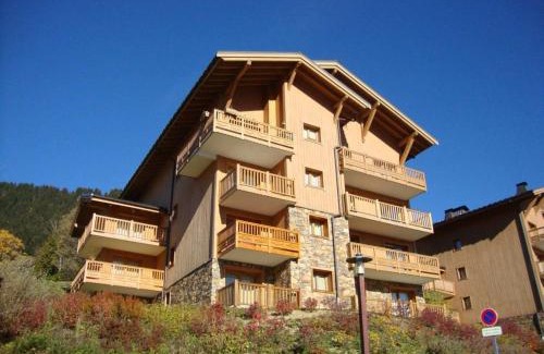 Bisanne 1500 Apartment | Appartement cosy avec piscine - 4 pers, balcon, parking - près des Saisies - FR-1-594-156