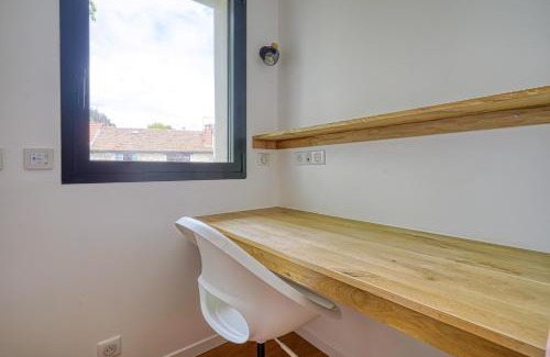 Gif-sur-Yvette Apartment | Appartement cosy lumieux- cadre verdoyant