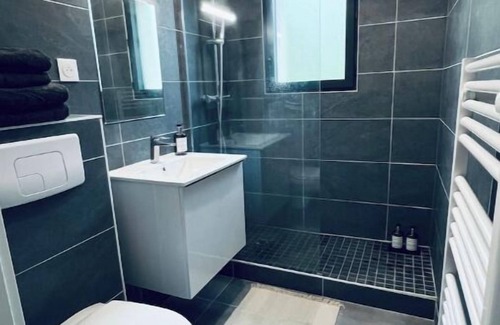 Luzarches Apartment | Appartement Cosy, Paris JO 2024, Parc Astérix, CDG