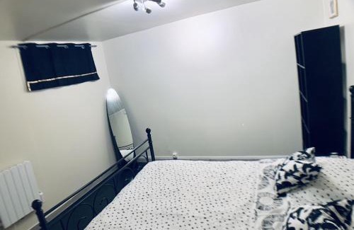 Goussainville Apartment | Appartement cosy proche Roissy CDG Astérix DisneyLand Paris
