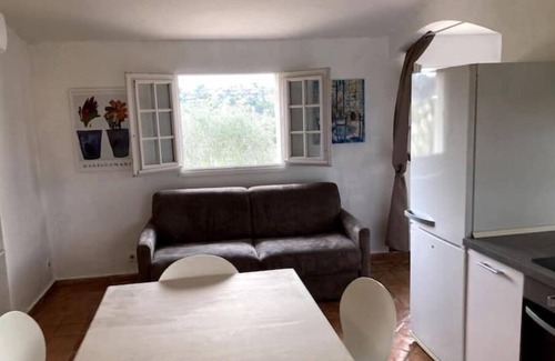 La Colle-sur-Loup Apartment | Appartement de Charme au Calme Parking Gratuit