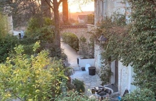 La Colle-sur-Loup Apartment | Appartement de Charme au Calme Parking Gratuit