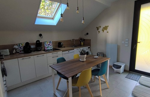 Veyrier-du-Lac Apartment | Appartement Dans Maison à 5 min du lac à Pied