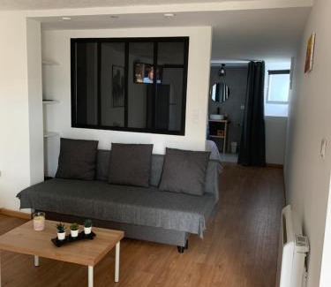 Mouguerre House | appartement dans maison basque