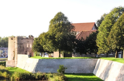 Bergues Apartment | Appartement de charme, dans la ville fortifiée de