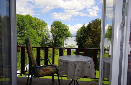 Gollenshausen a.Chiemsee Apartment | Appartement 3 - 25 qm - See/Bergblick - Eckbalkon Sonne/Schatten