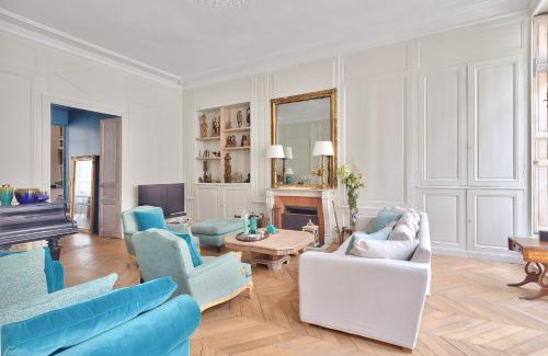 Les Iles Apartment | Appartement de standing 4 étoiles sur l'île Saint-Louis by Weekome