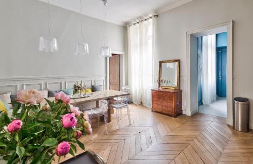 Les Iles Apartment | Appartement de standing 4 étoiles sur l'île Saint-Louis by Weekome