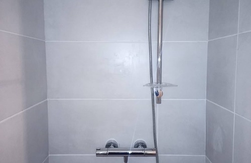 Bois-d'Amont Apartment | Appartement Deux Chambres Entièrement Rénové en 2023, Calme et Très Lumineux