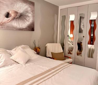 Amerique Apartment | Appartement du Buttes Chaumont