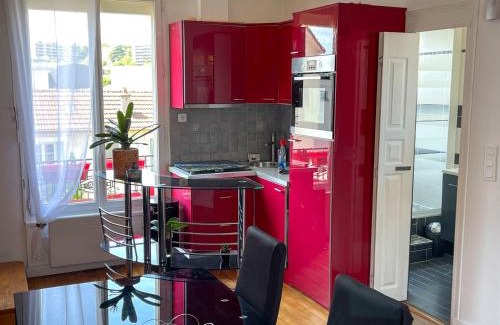 Chaville Apartment | Appartement en duplex entre Paris et Versailles