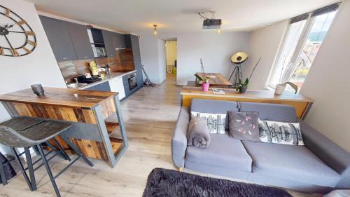 Pontarlier Apartment | Appartement en plein centre