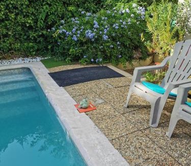 Mazargues House | APPARTEMENT EN SOUS SOL DE VILLA avec accès jardin et piscine