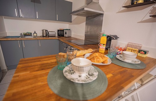 Annemasse Apartment | Appartement entier à 5’ de la Gare d’Annemasse - Geneva, Comfortable 50 sqm Appartment