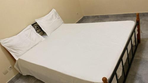 Pointe des Almadies Apartment | Appartement entier F3 climatisé agréable, spacieux et confortable à Guediawaye Gadaye