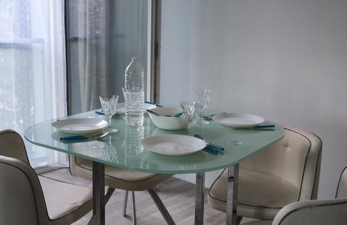 Choisy-le-Roi Apartment | Appartement entier pour 4 proche Orly